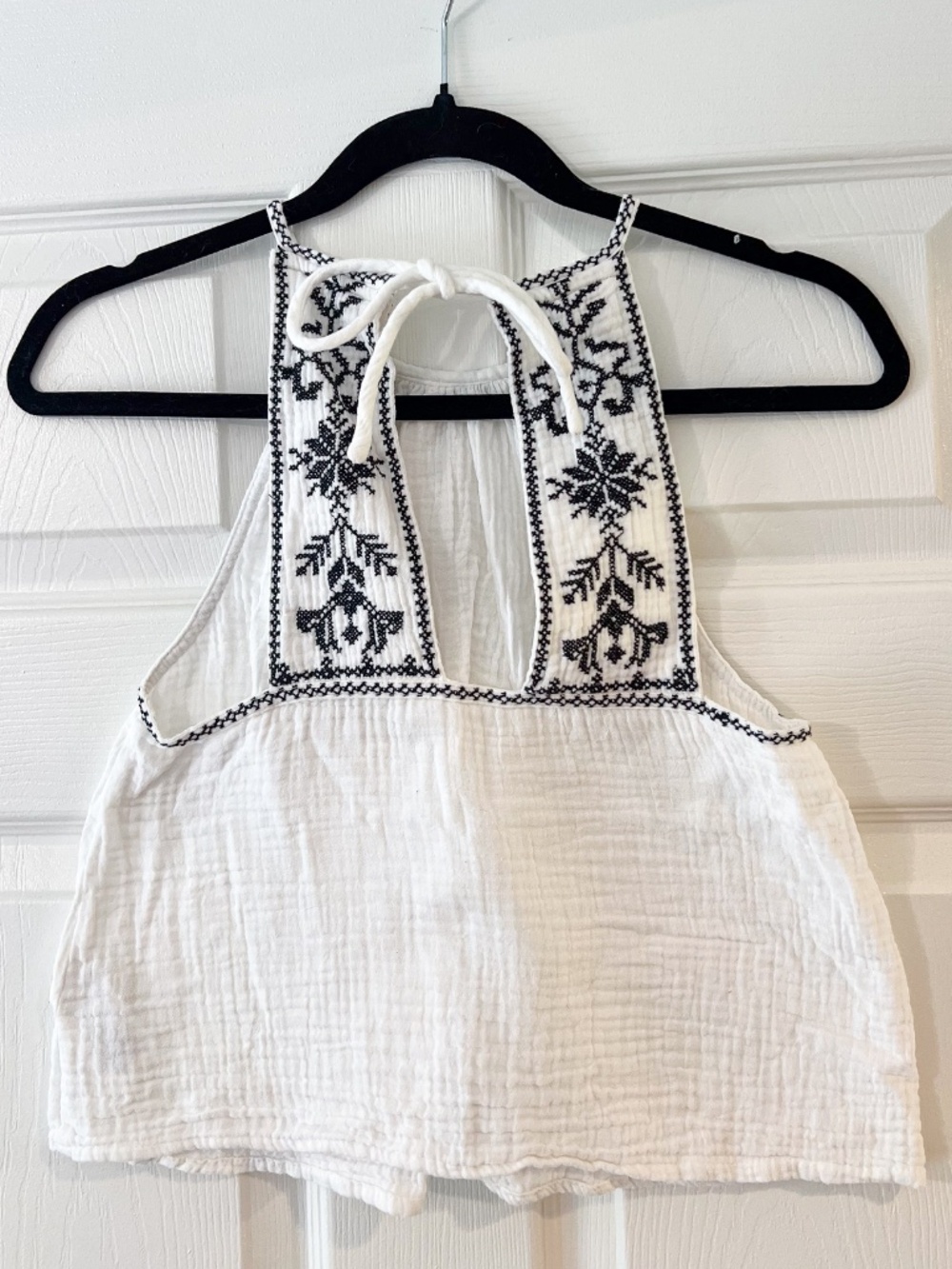 About You 100% Cotton Gauze Embroidered Halter Tank Top XS Boho